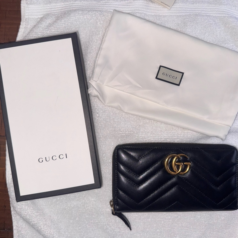 Gucci marmont zip around wallet - Picture 2 of 5